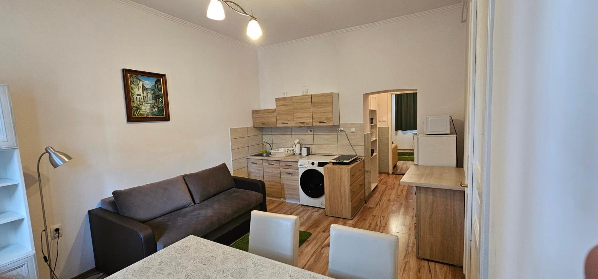 Indium City Panzio Eger Exterior photo